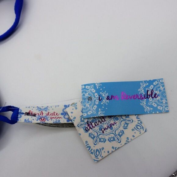 NEW Altar'd State Striped reversible bikini top, Blue, Medium - Picture 5 of 7